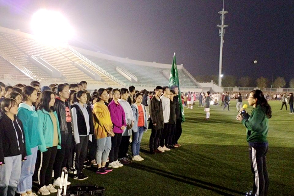 黄播平台
党总支书记苏蓉做动员讲话.jpg